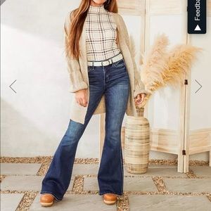 High Rise Super Flare Stretch Jean